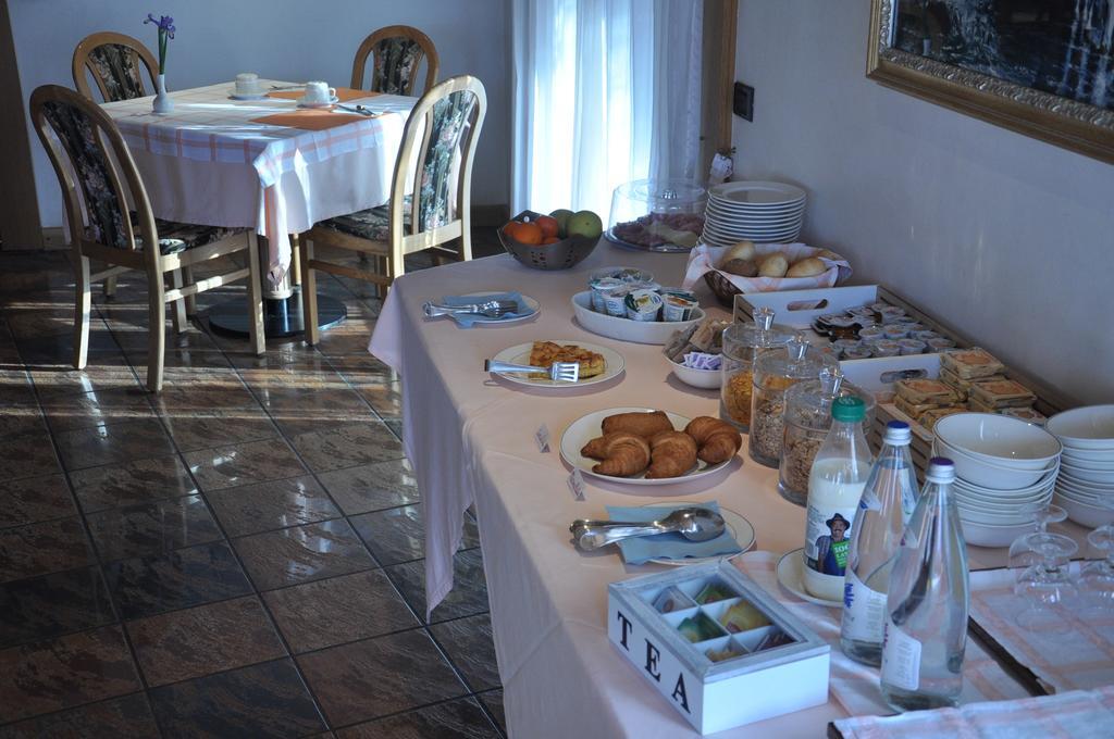 Sarche di Calavino Hotel Ideal מראה חיצוני תמונה